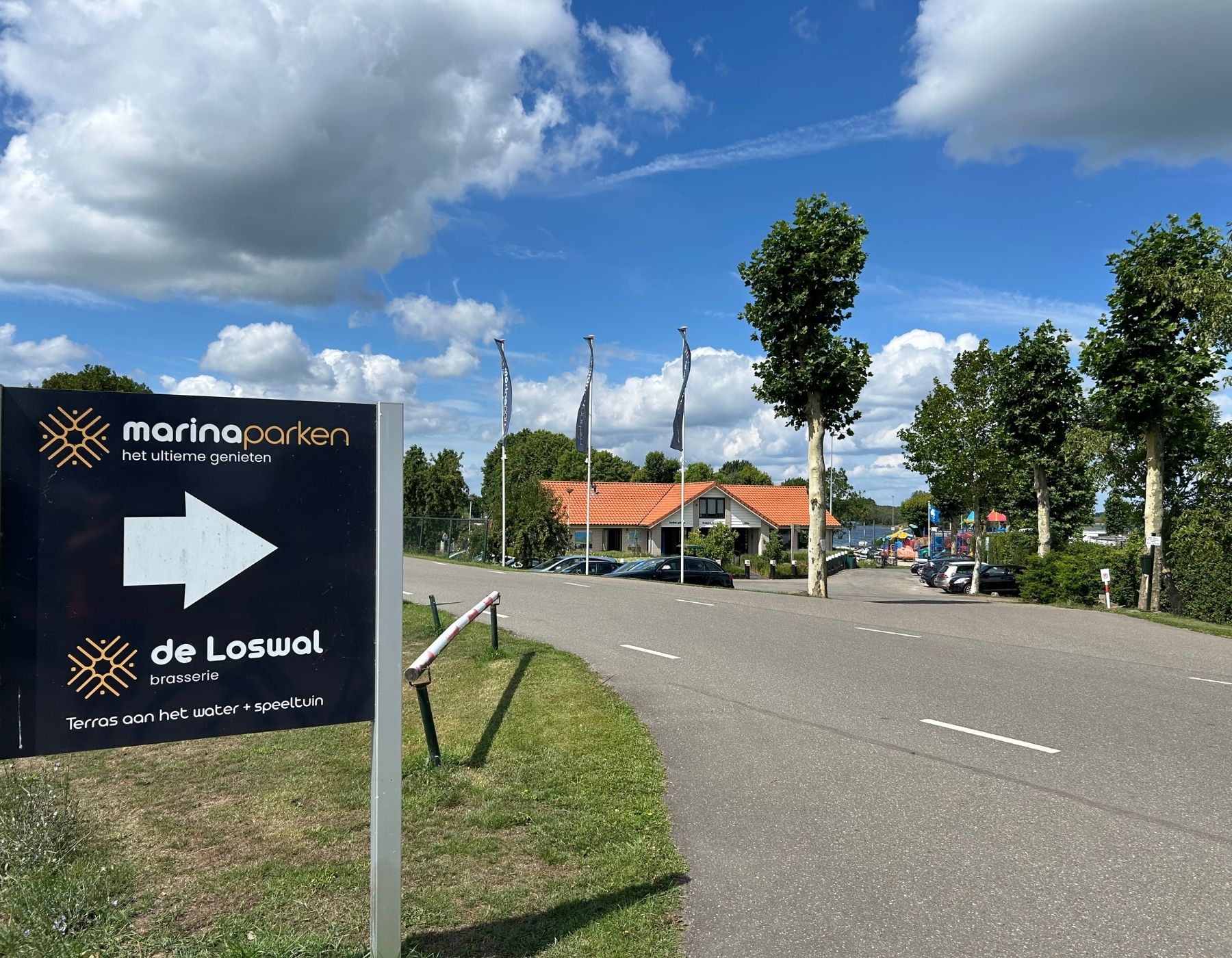 Urlaub am Wasser fernab vom Trubel – und das mit Hund?
