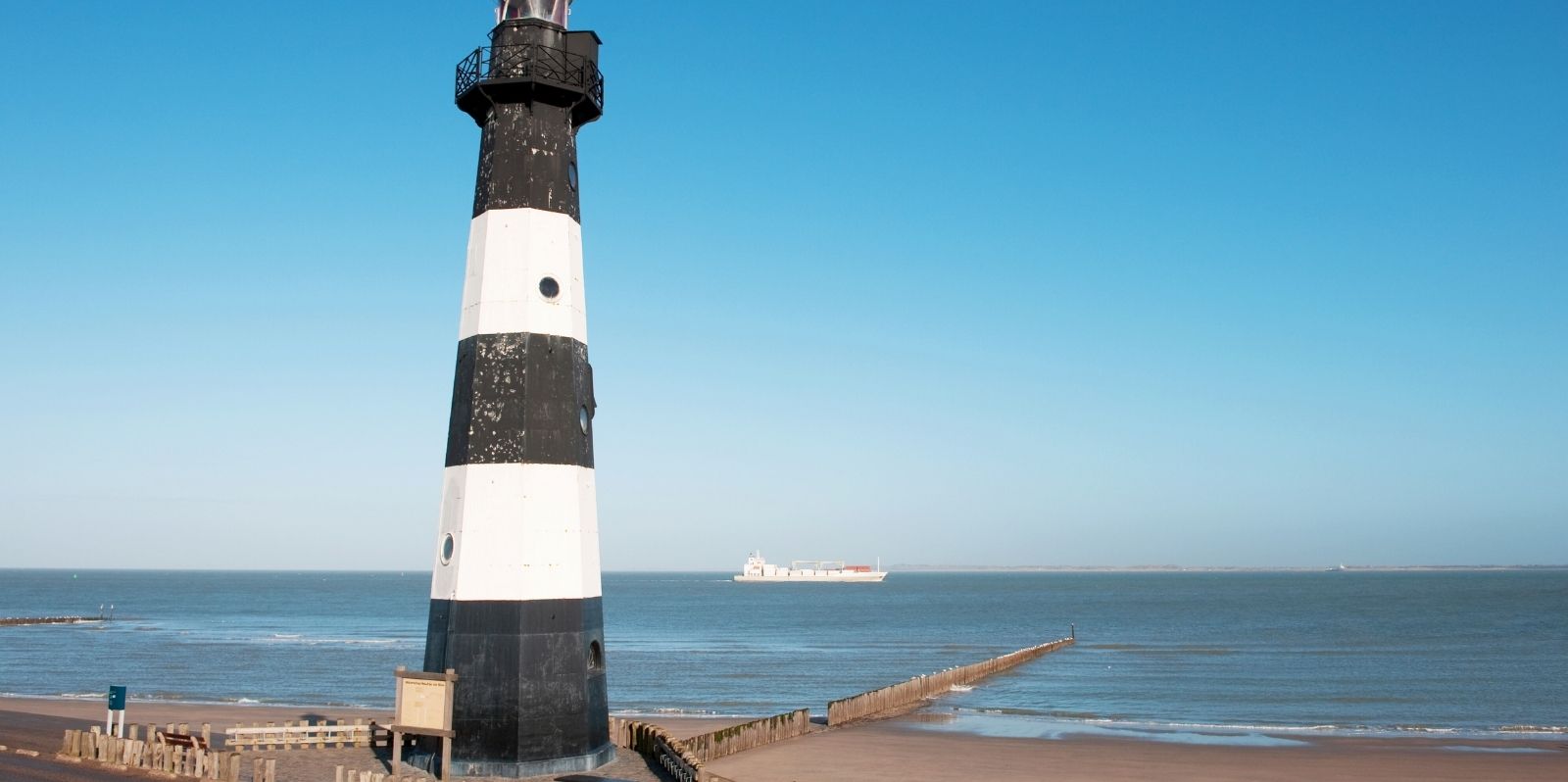 Der Schiffsbeobachtungsleuchtturm