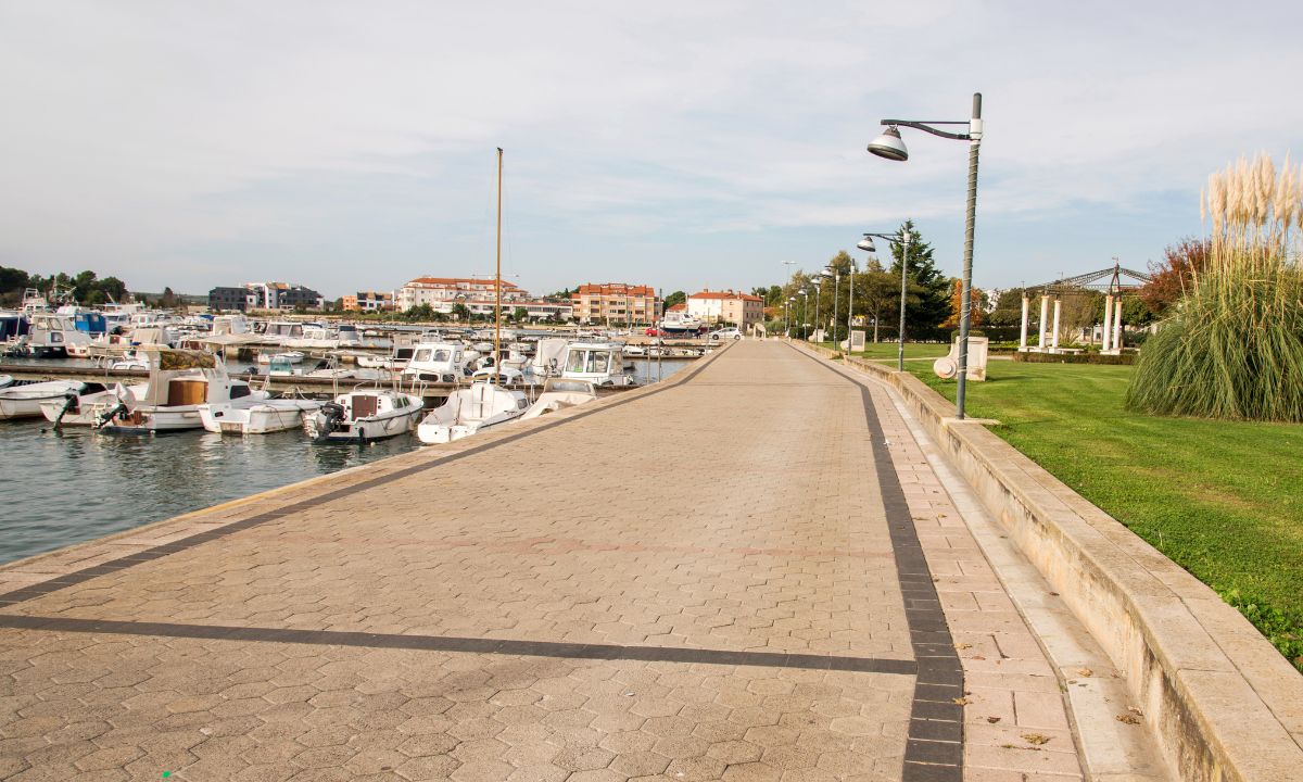 Medulin mit Hund: Tipps – Strände, Ausflüge & Highlights an der kroatischen Adria